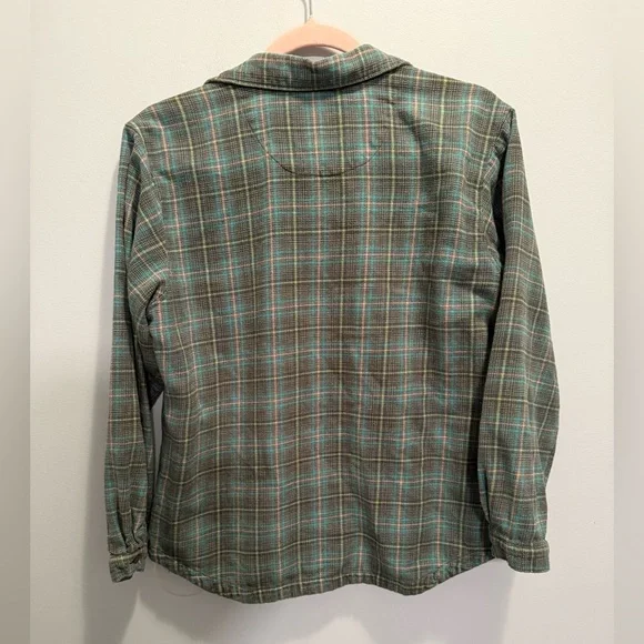 Woolrich Women’s Plaid Flannel Shirt Medium Petite - Picture 3 of 5